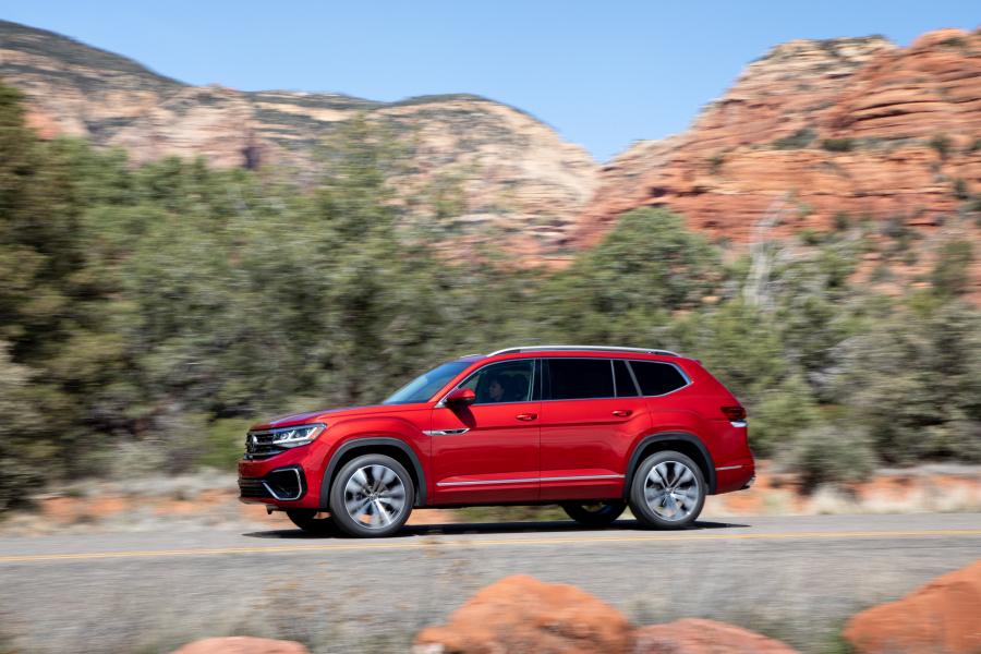  Volkswagen Atlas SEL V6 Premium 4Motion R-Line 2020 года  (фото 5 из 30)